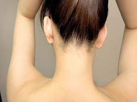 素人娘の全裸大図鑑5 5時間37人増刊号 今時の女の子が恥じらいながら脱衣していくヘアヌードコレクション　サンプル画像10